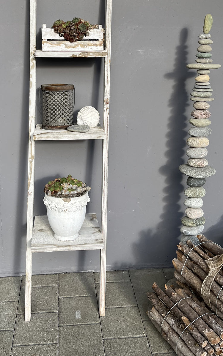 Herzausstein - Steinturm mit Stufen